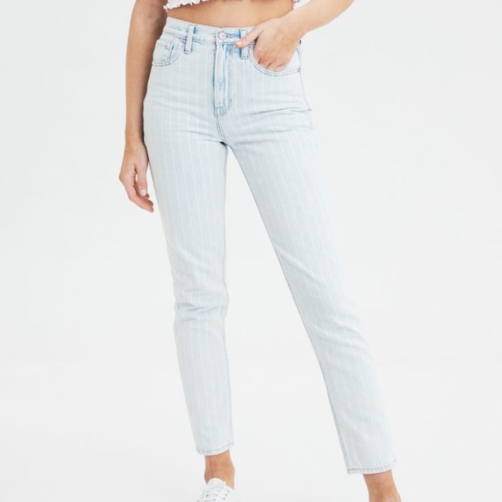 American Eagle Mom Jeans